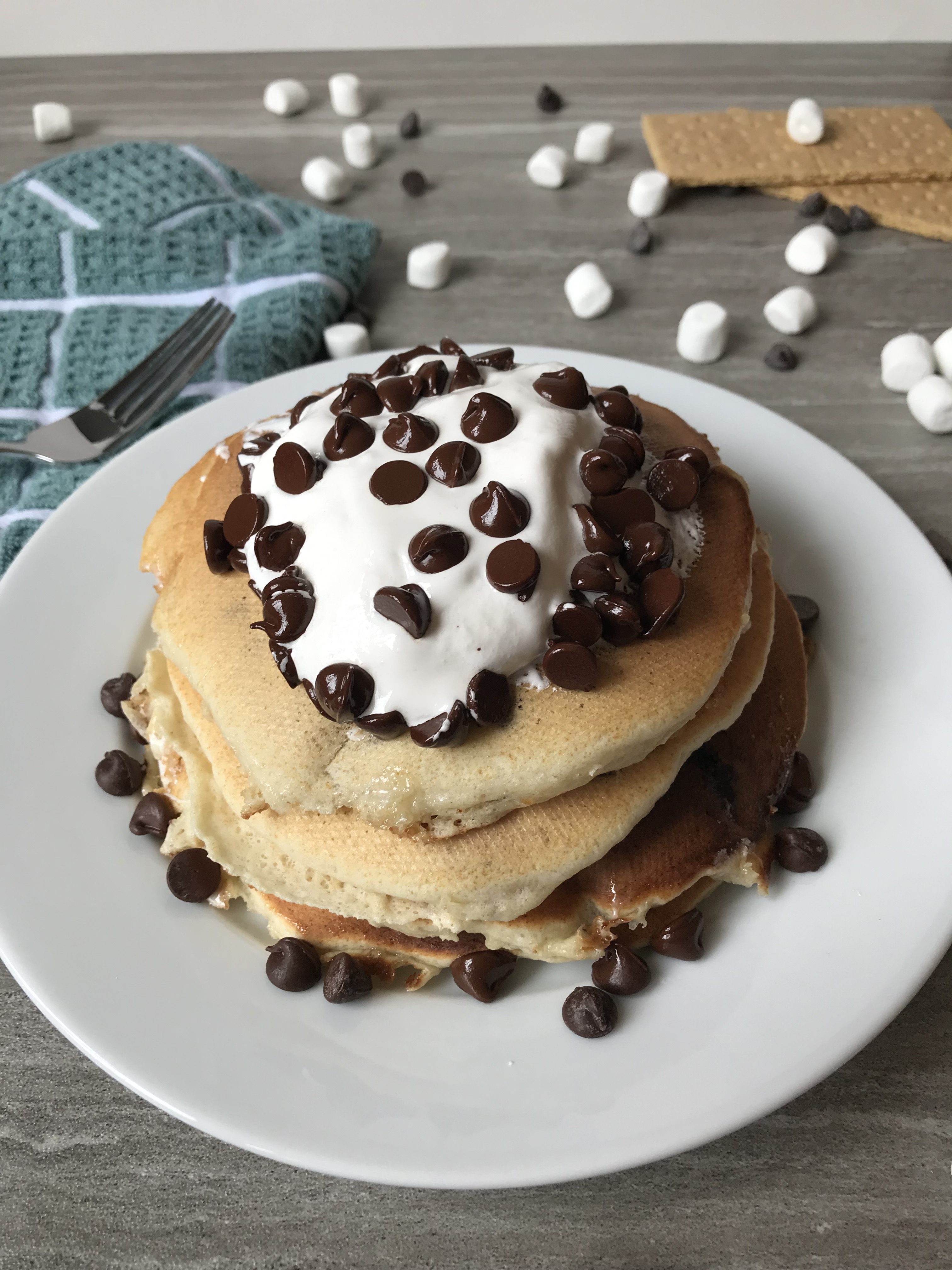 S'mores Pancakes - Read. Eat. Repeat.